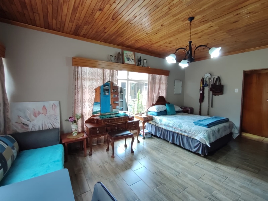 5 Bedroom Property for Sale in Stilfontein Ext 4 North West